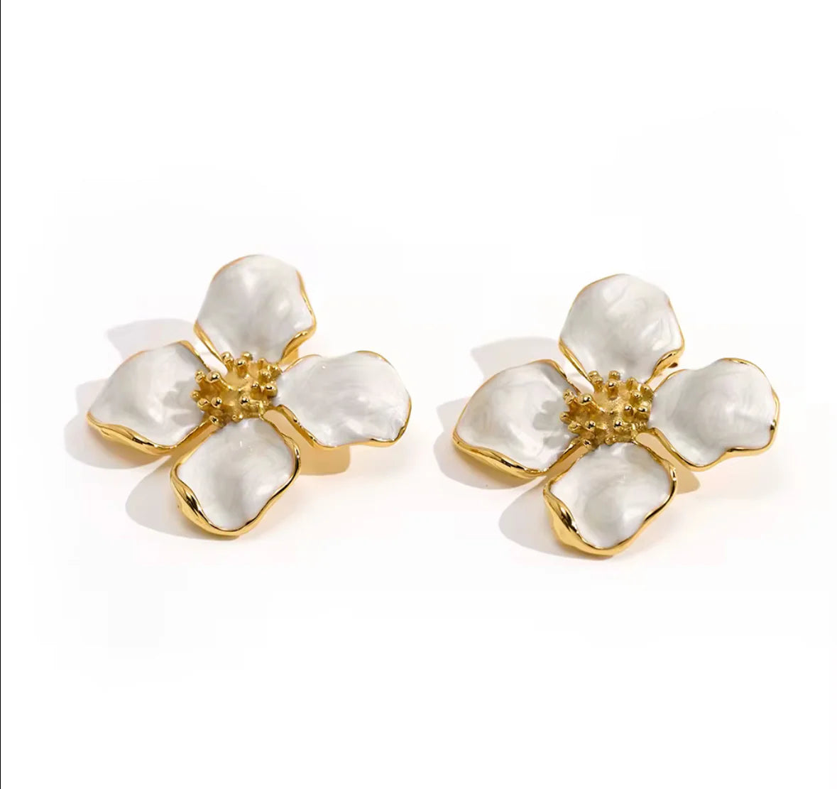 Petals Stud