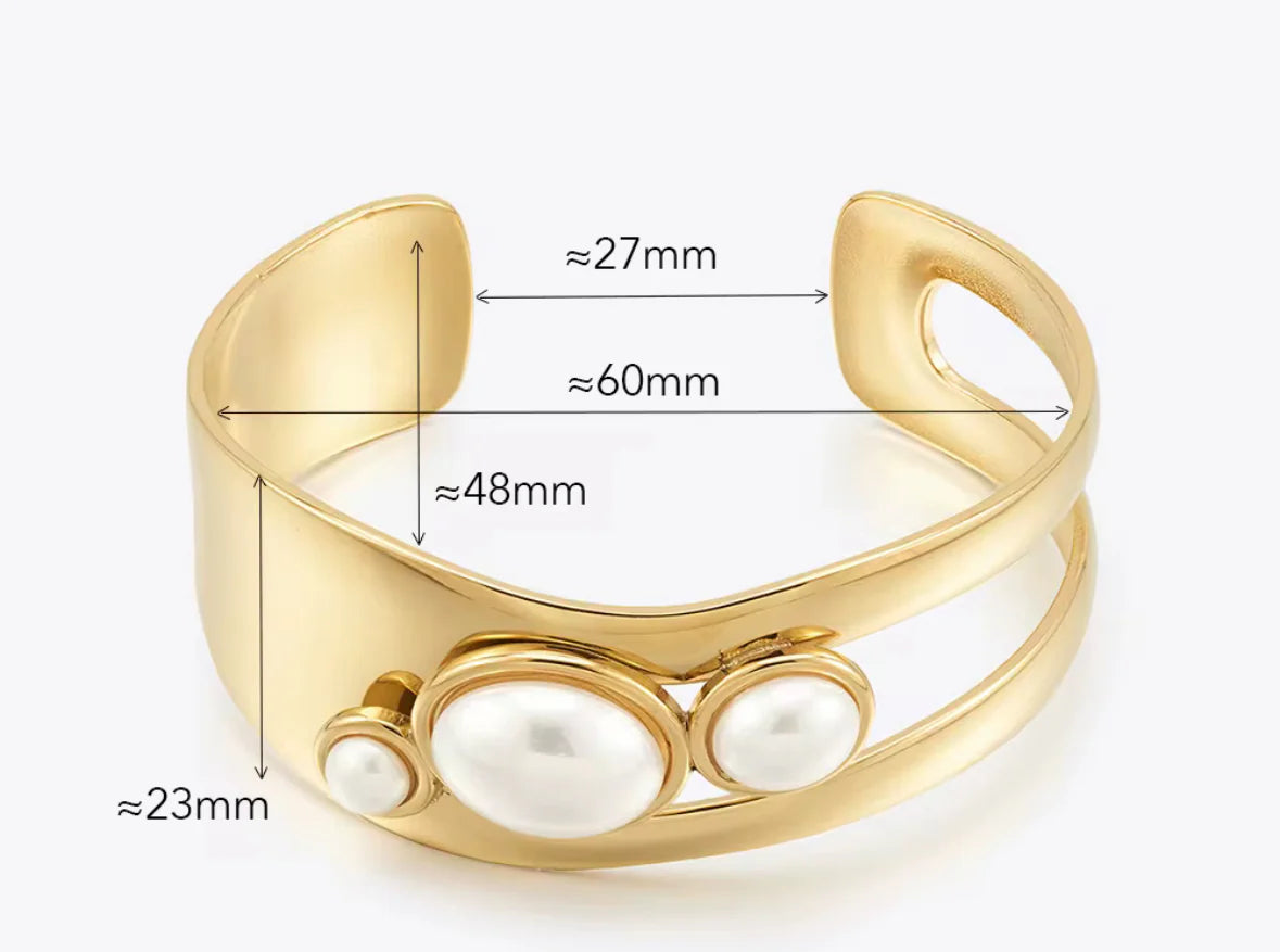 Elan Cuff White