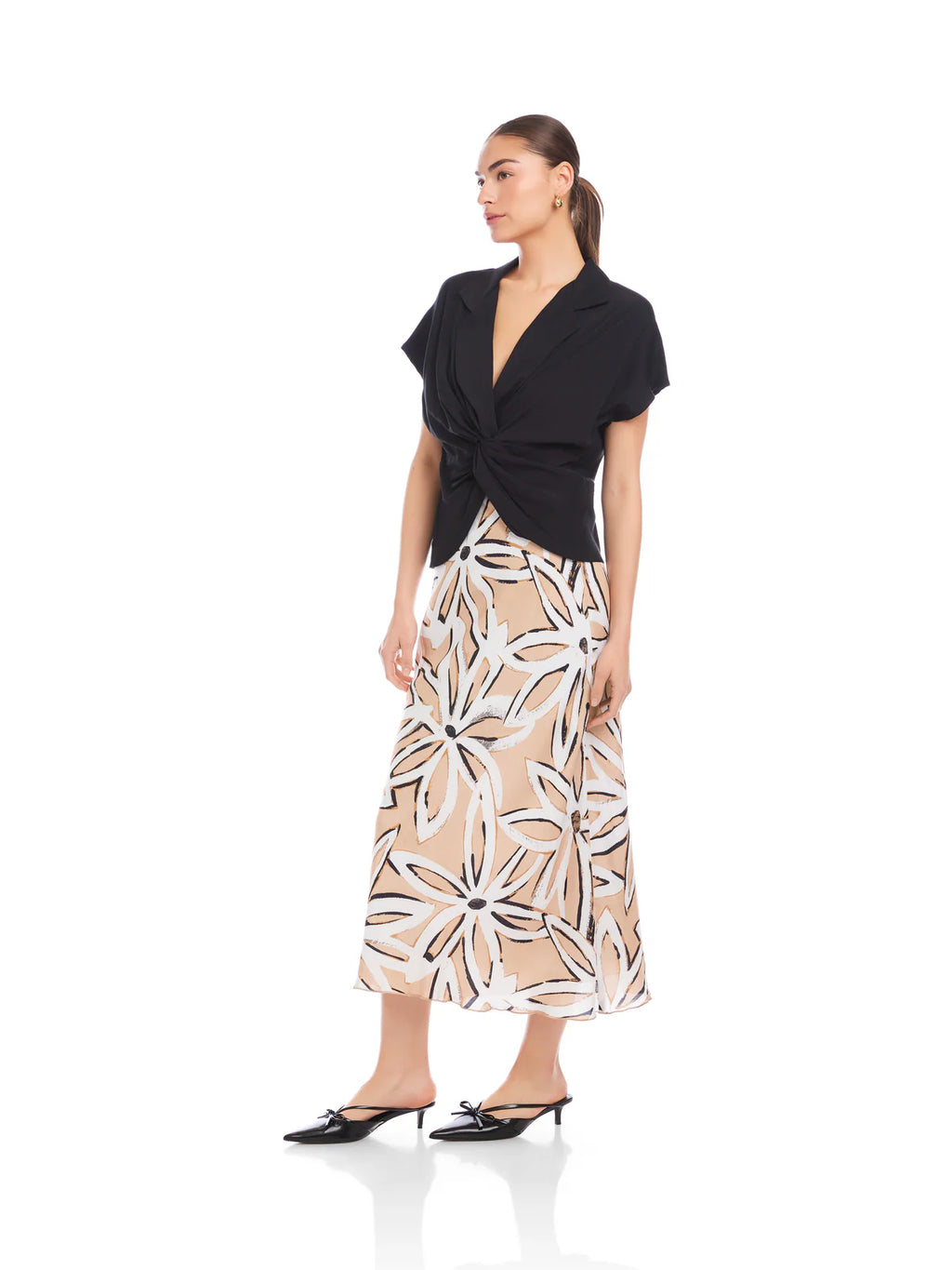 Lilian Twist-Front Top