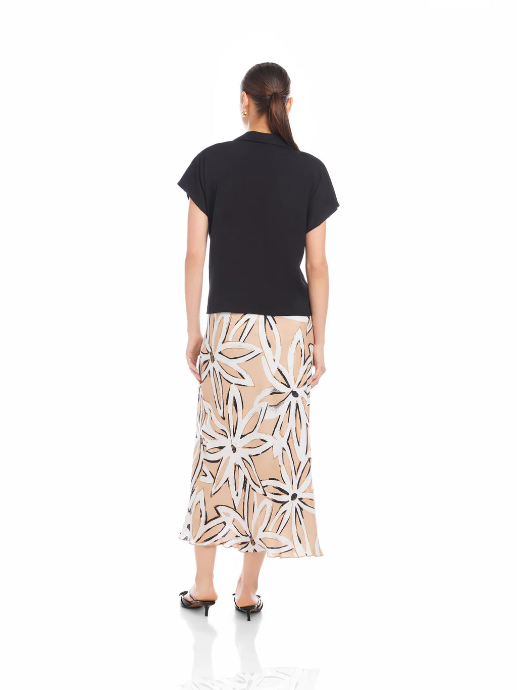 Lilian Twist-Front Top