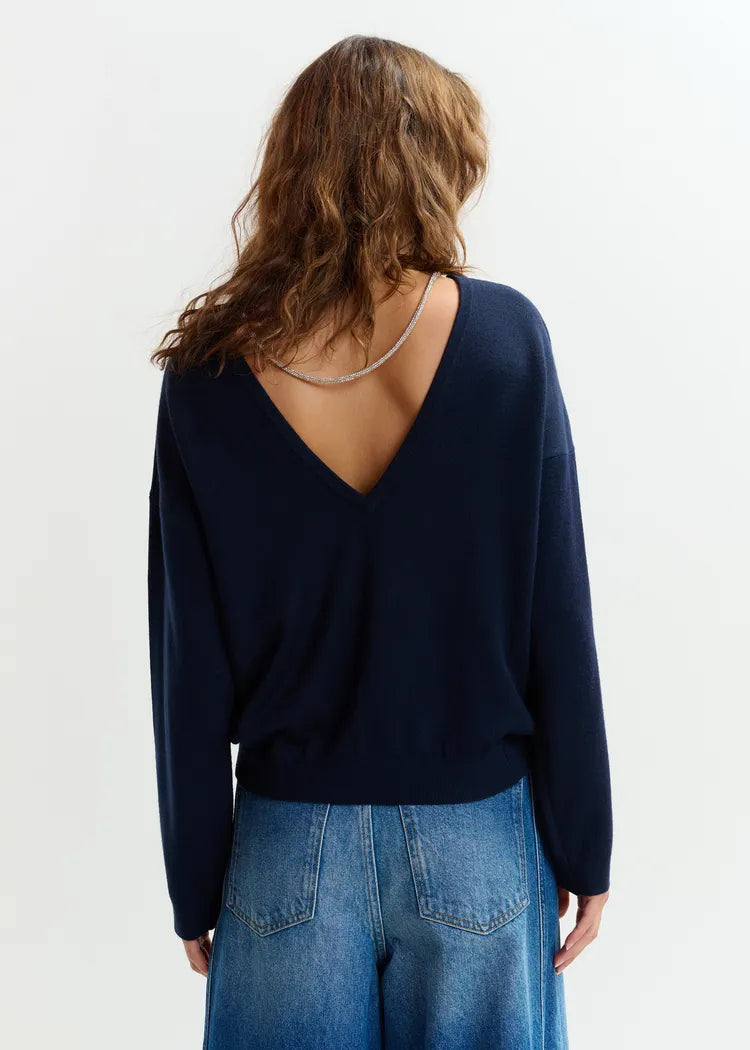 Jemini Pullover w/ Necklace