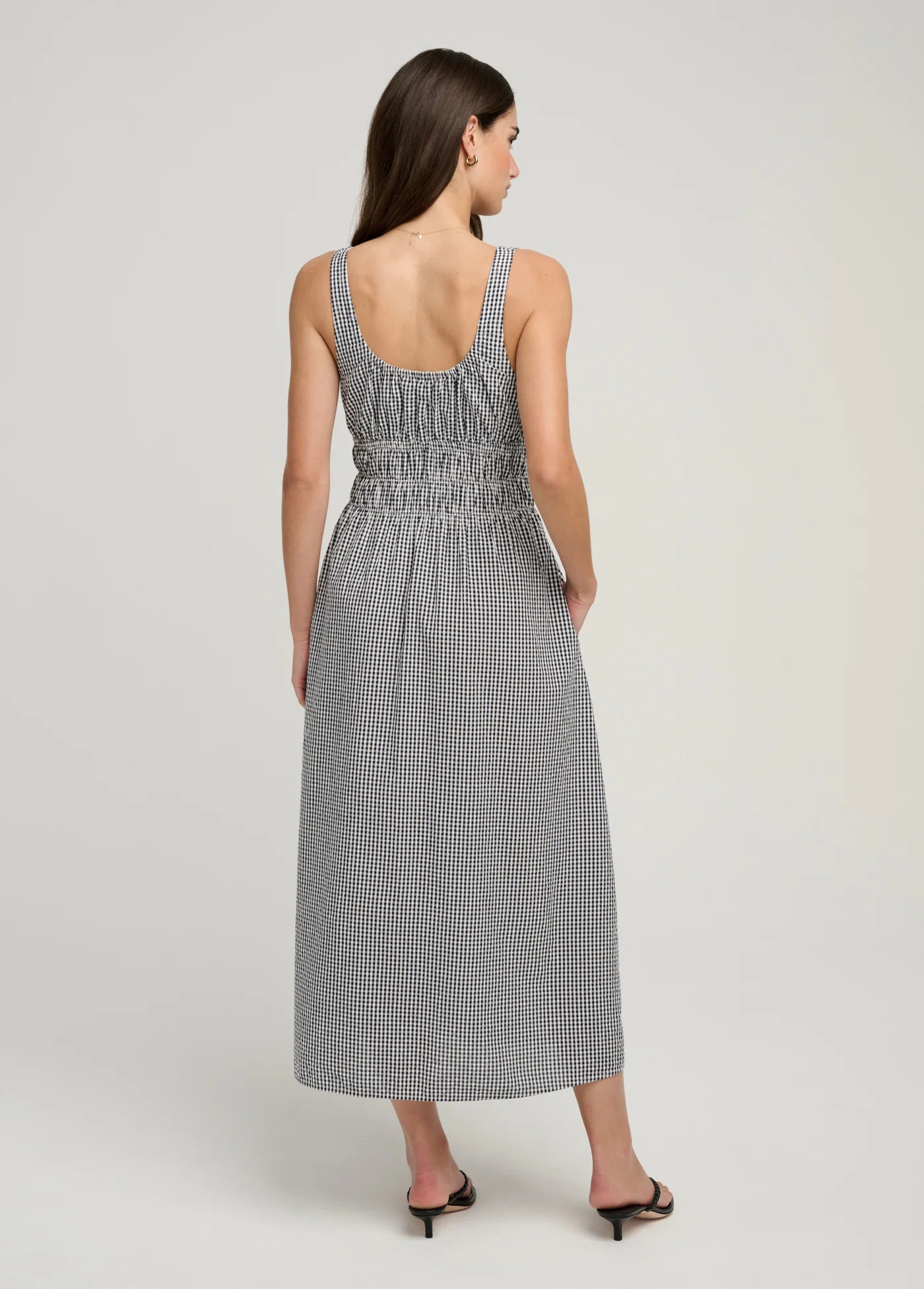 The Sleeveless Swoon Dress